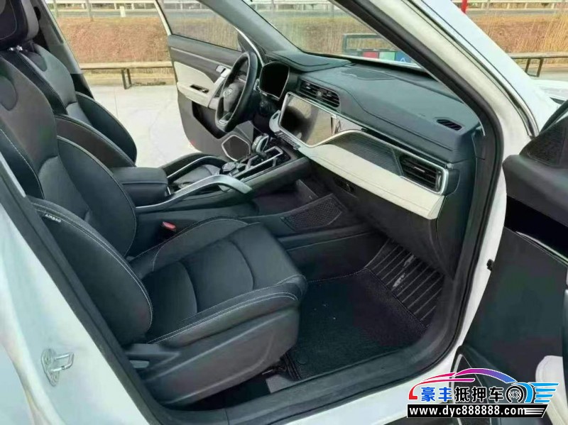 22年吉利博越轿车抵押车出售