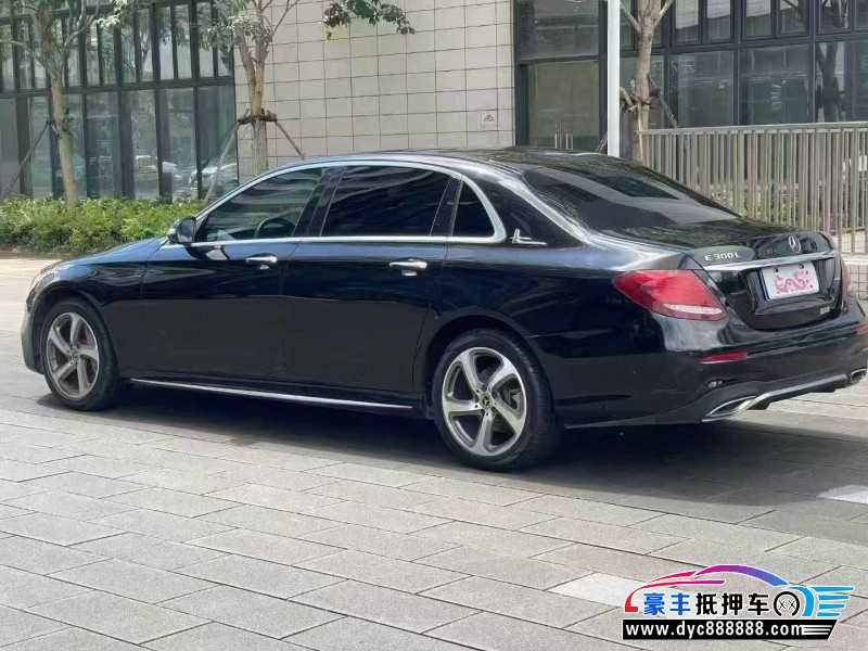 19年奔驰E轿车抵押车出售