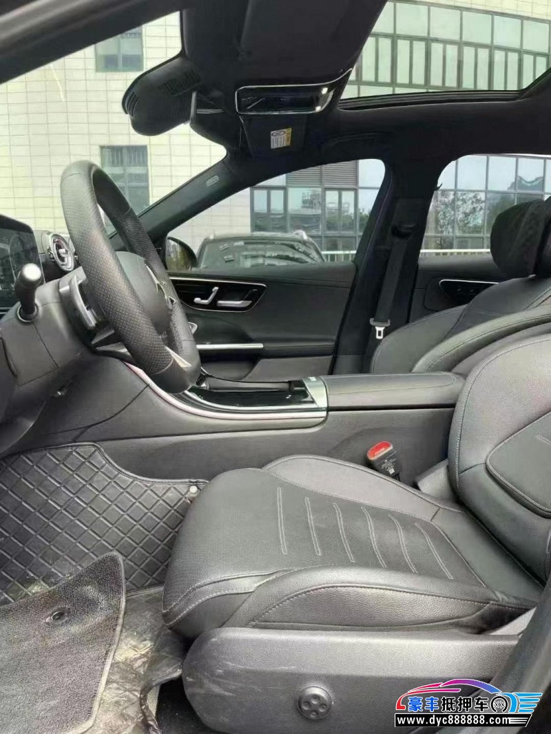 24年奔驰C轿车抵押车出售