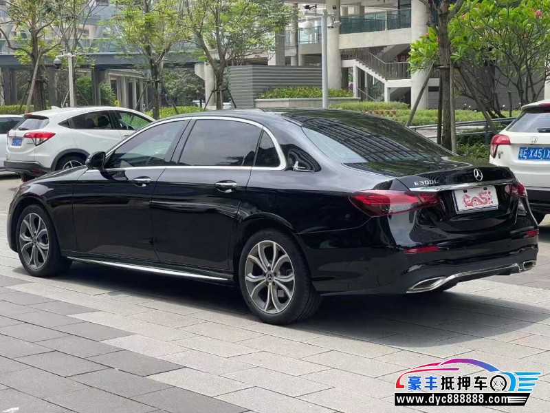23年奔驰E轿车抵押车出售