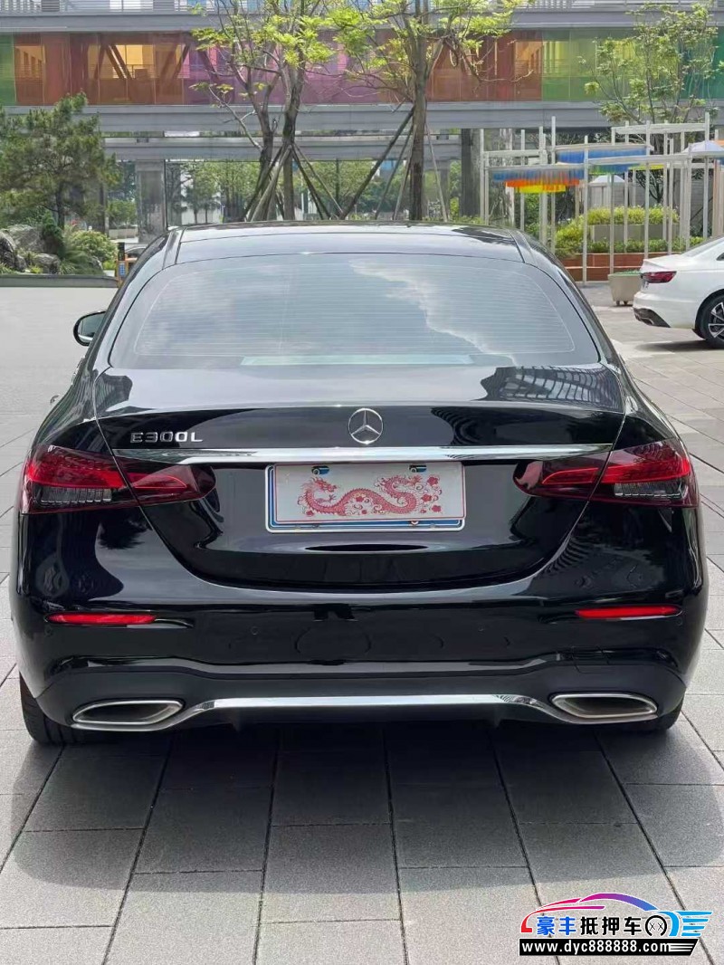 23年奔驰E轿车抵押车出售