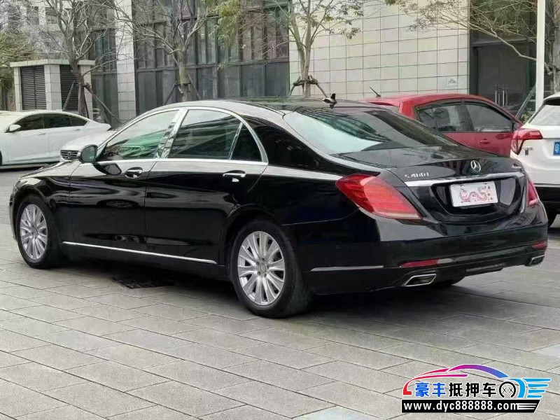14年奔驰S轿车抵押车出售