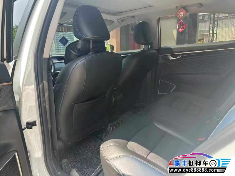 21年吉利帝豪GL轿车抵押车出售