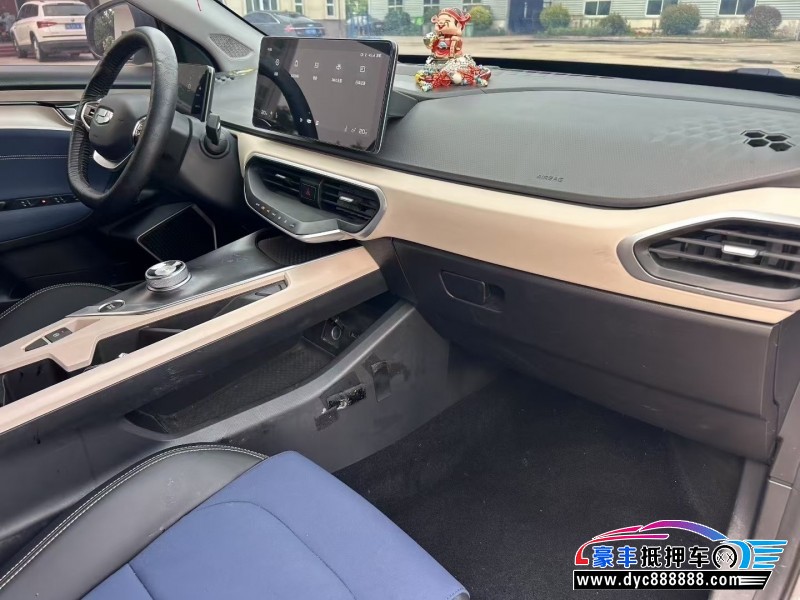 22年吉利几何轿车抵押车出售