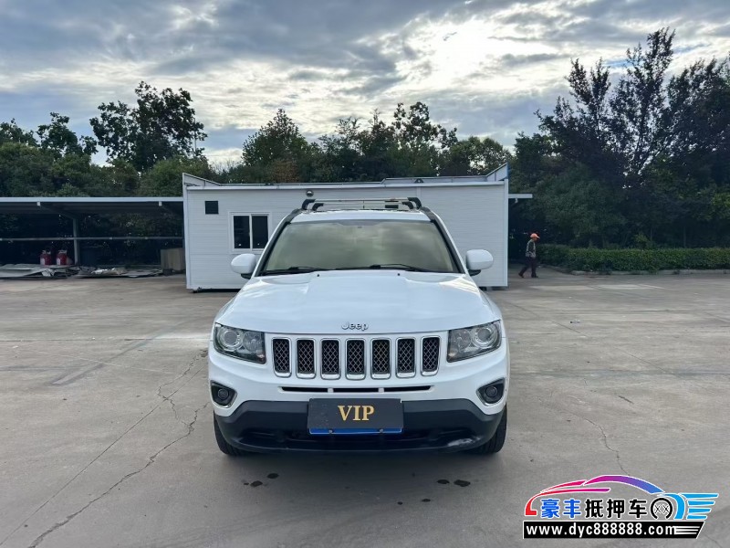 16年Jeep指南者轿车抵押车出售