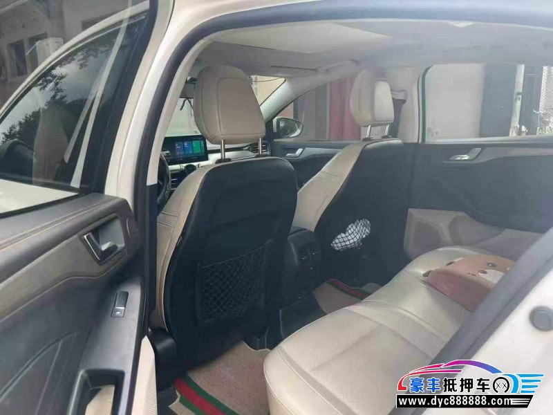 21年福特福克斯轿车抵押车出售