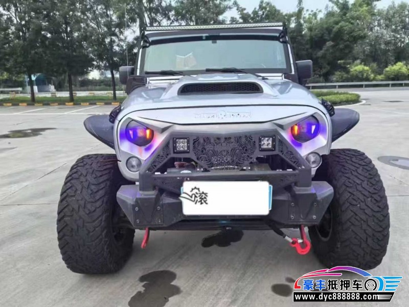 17年Jeep牧马人轿车抵押车出售