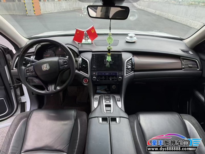 19年本田冠道轿车抵押车出售