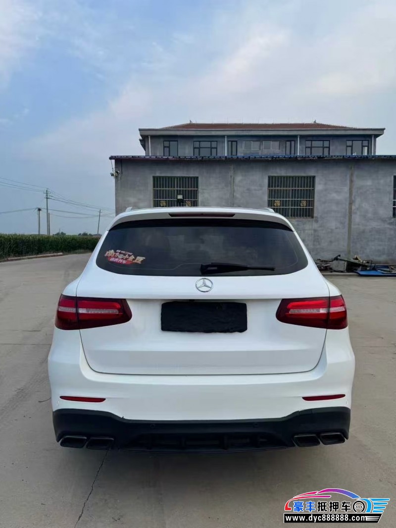 18年奔驰GLC轿车抵押车出售