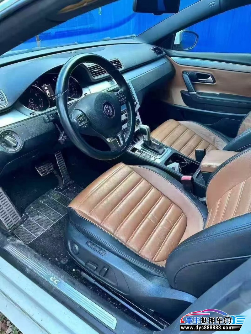 15年大众CC轿车抵押车出售