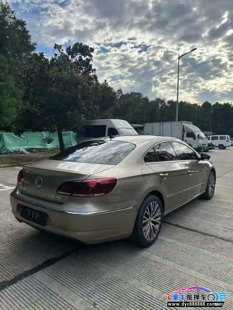16年大众CC轿车抵押车出售