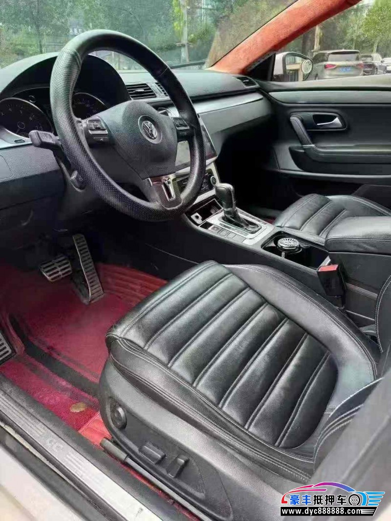 12年大众CC轿车抵押车出售