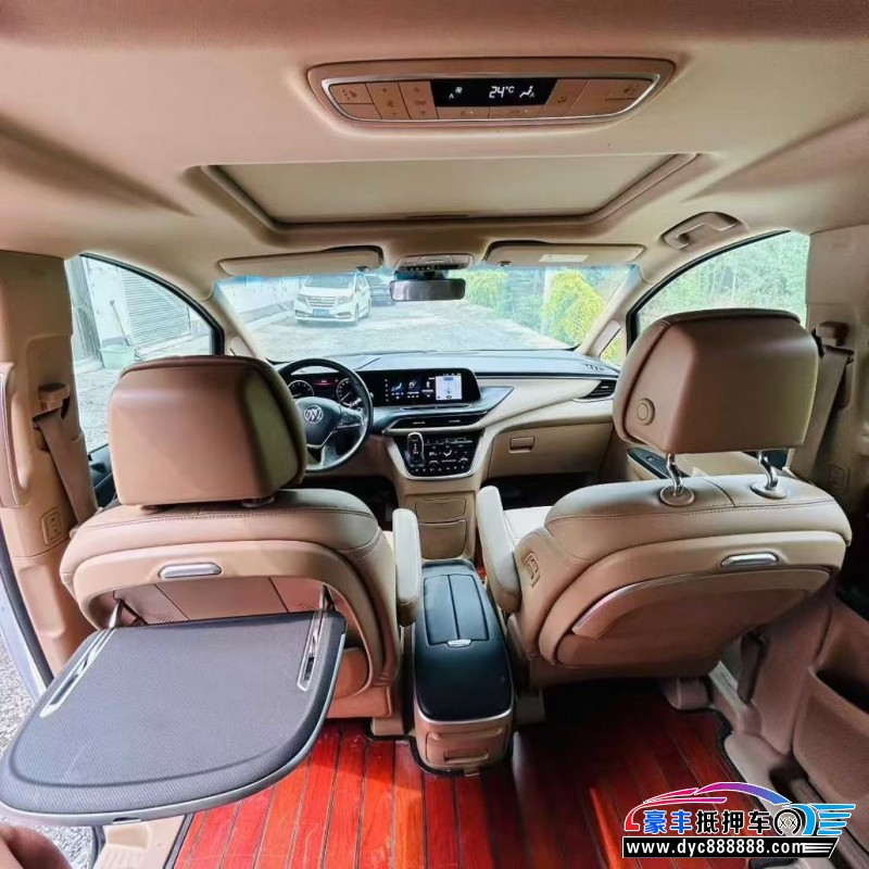 21年别克GL8轿车抵押车出售