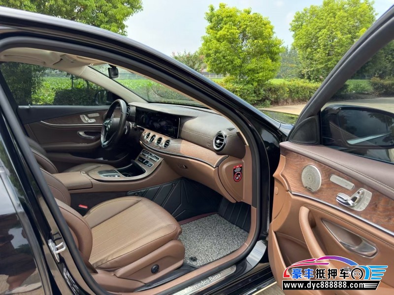 21年奔驰E轿车抵押车出售