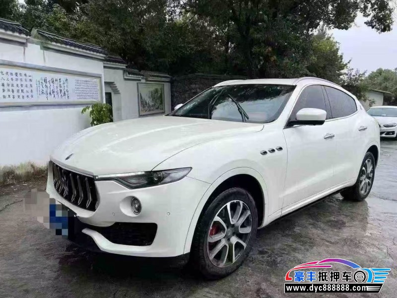 17年玛莎拉蒂莱万特轿车抵押车出售