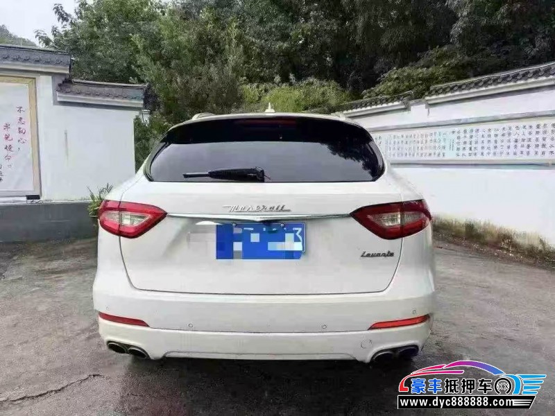 17年玛莎拉蒂莱万特轿车抵押车出售