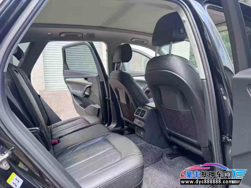 21年奥迪Q5轿车抵押车出售