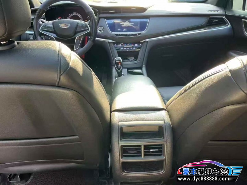 18年凯迪拉克XT5轿车抵押车出售