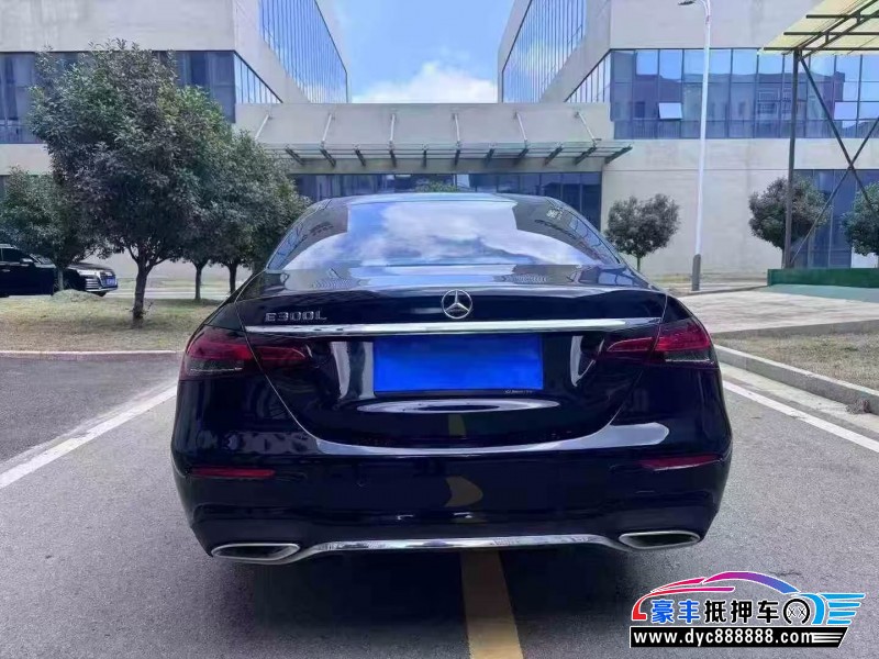 23年奔驰E轿车抵押车出售