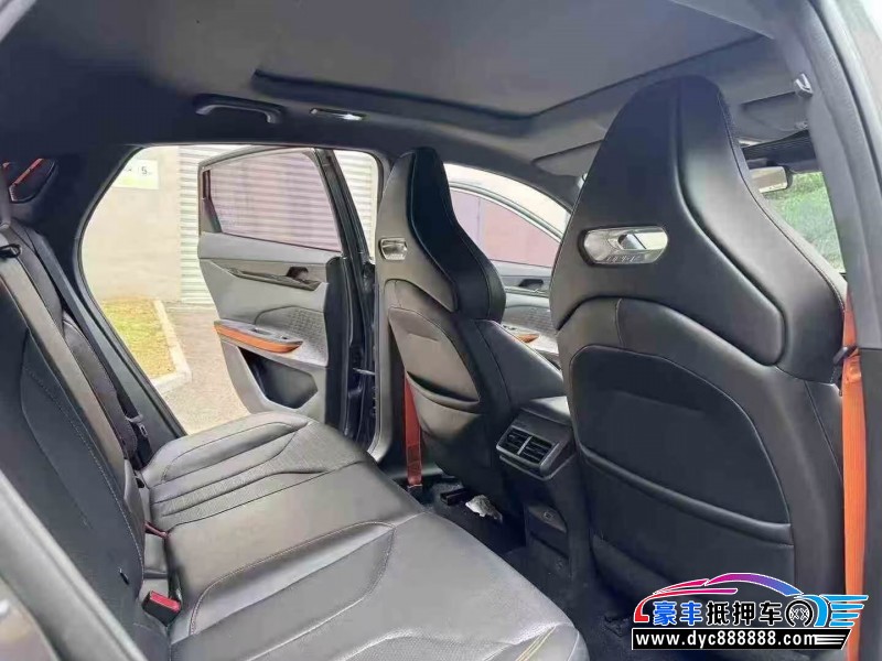 22年长安长安UNI轿车抵押车出售