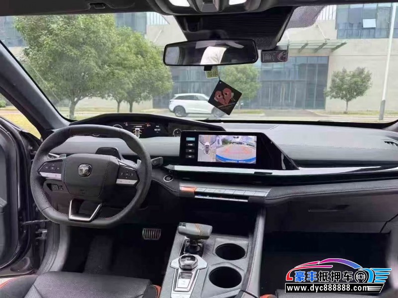 22年长安长安UNI轿车抵押车出售