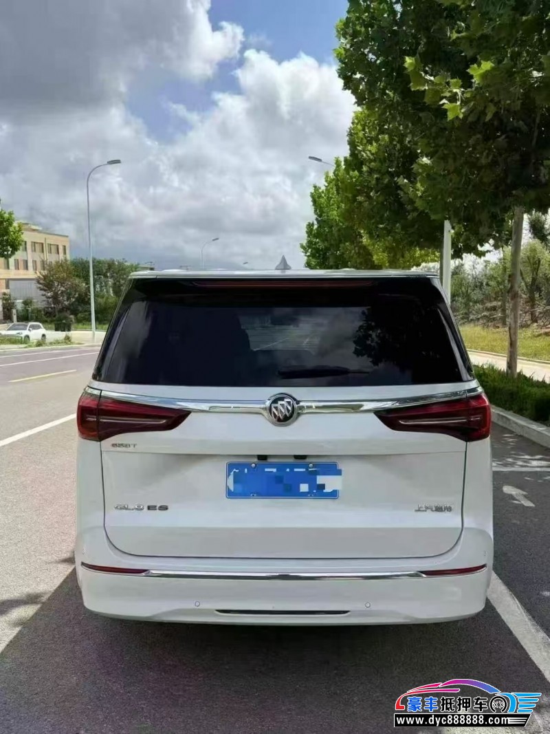 20年别克GL8轿车抵押车出售