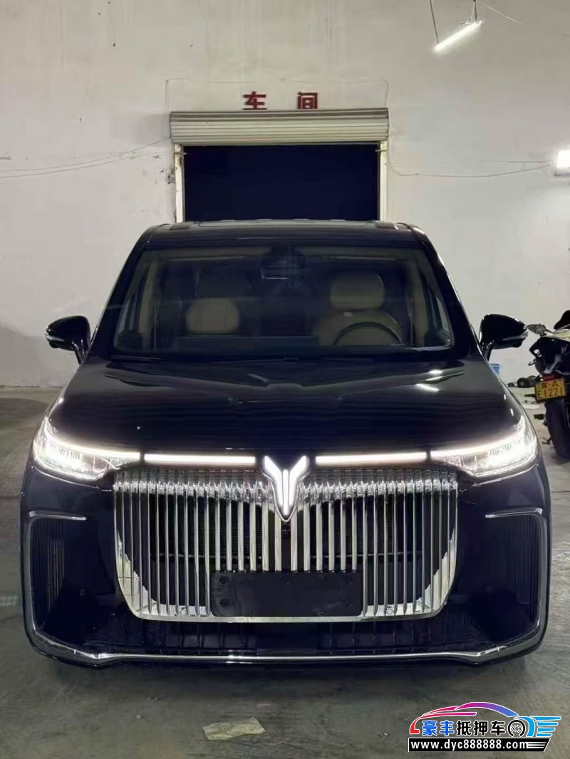 24年岚图梦想家轿车抵押车出售