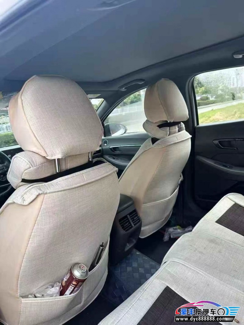 21年现代索纳塔轿车抵押车出售