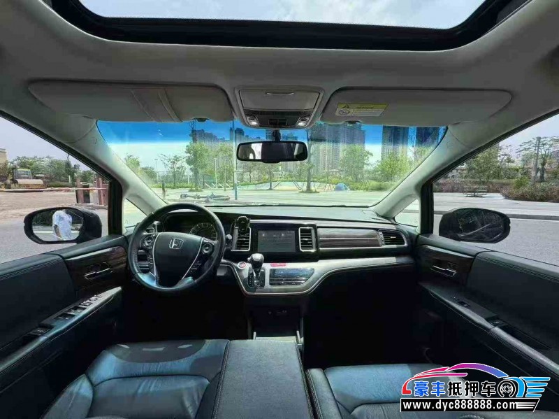 18年本田艾力绅轿车抵押车出售