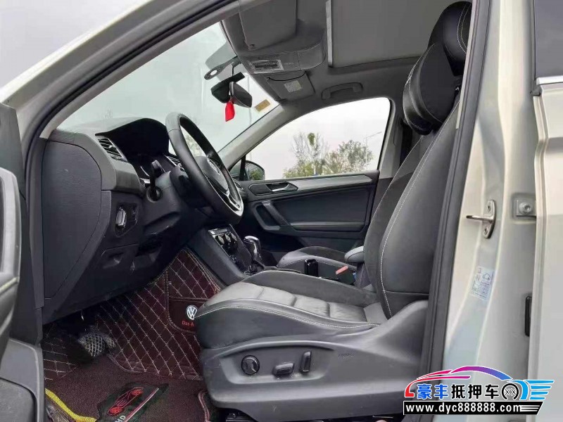 17年大众途观L轿车抵押车出售