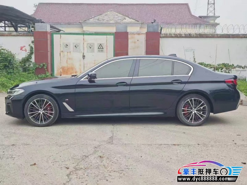 21年宝马5系轿车抵押车出售