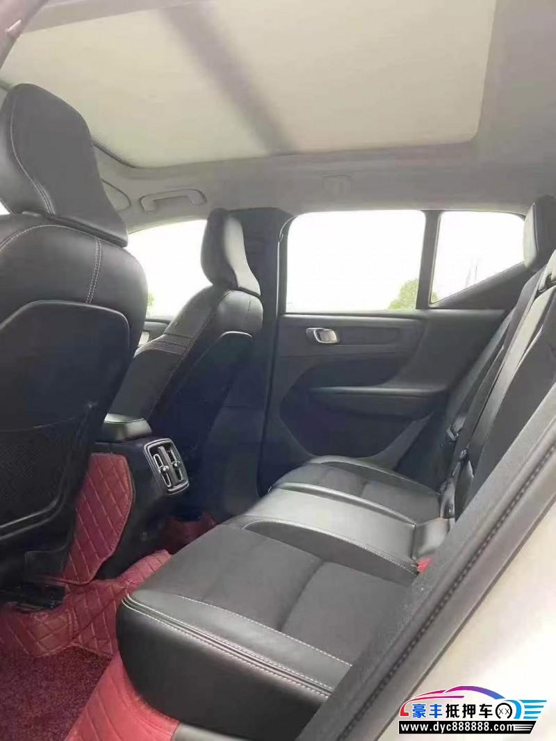 23年沃尔沃XC40轿车抵押车出售