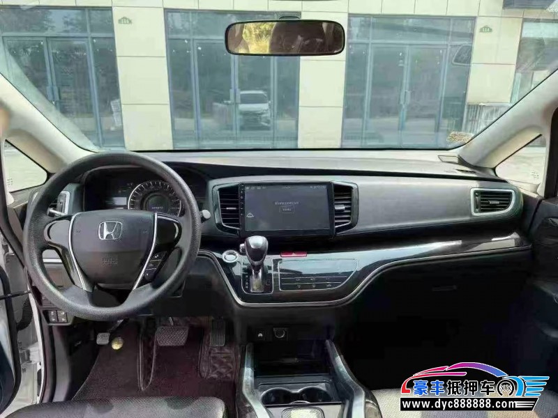 21年本田奥德赛轿车抵押车出售