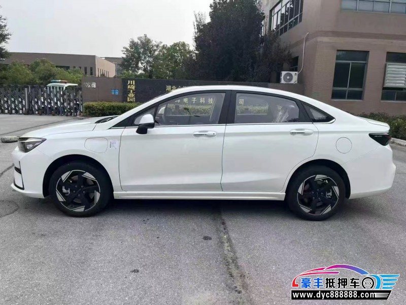 25年北京E系列轿车抵押车出售