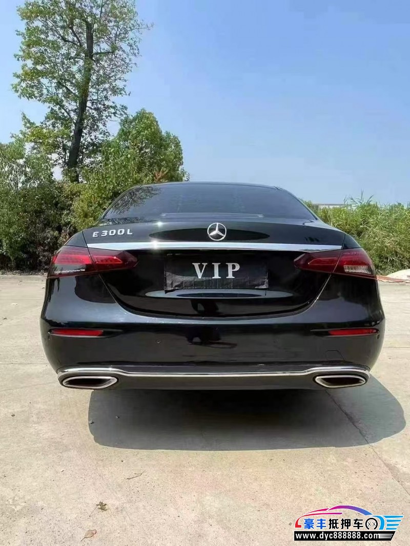 20年奔驰E轿车抵押车出售
