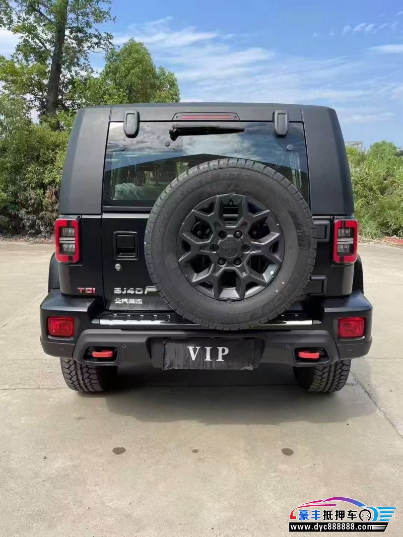 25年北京BJ40轿车抵押车出售