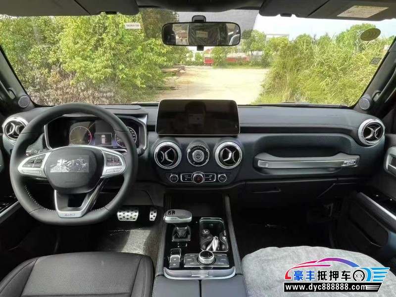 25年北京BJ40轿车抵押车出售