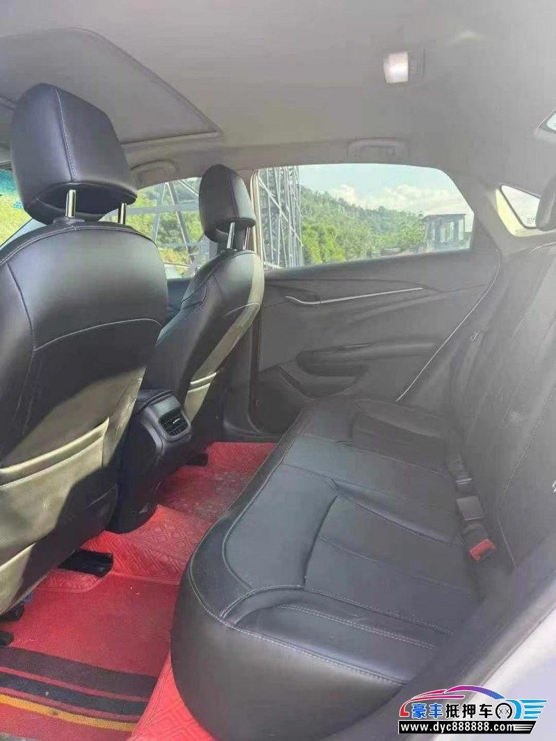 20年别克英朗轿车抵押车出售