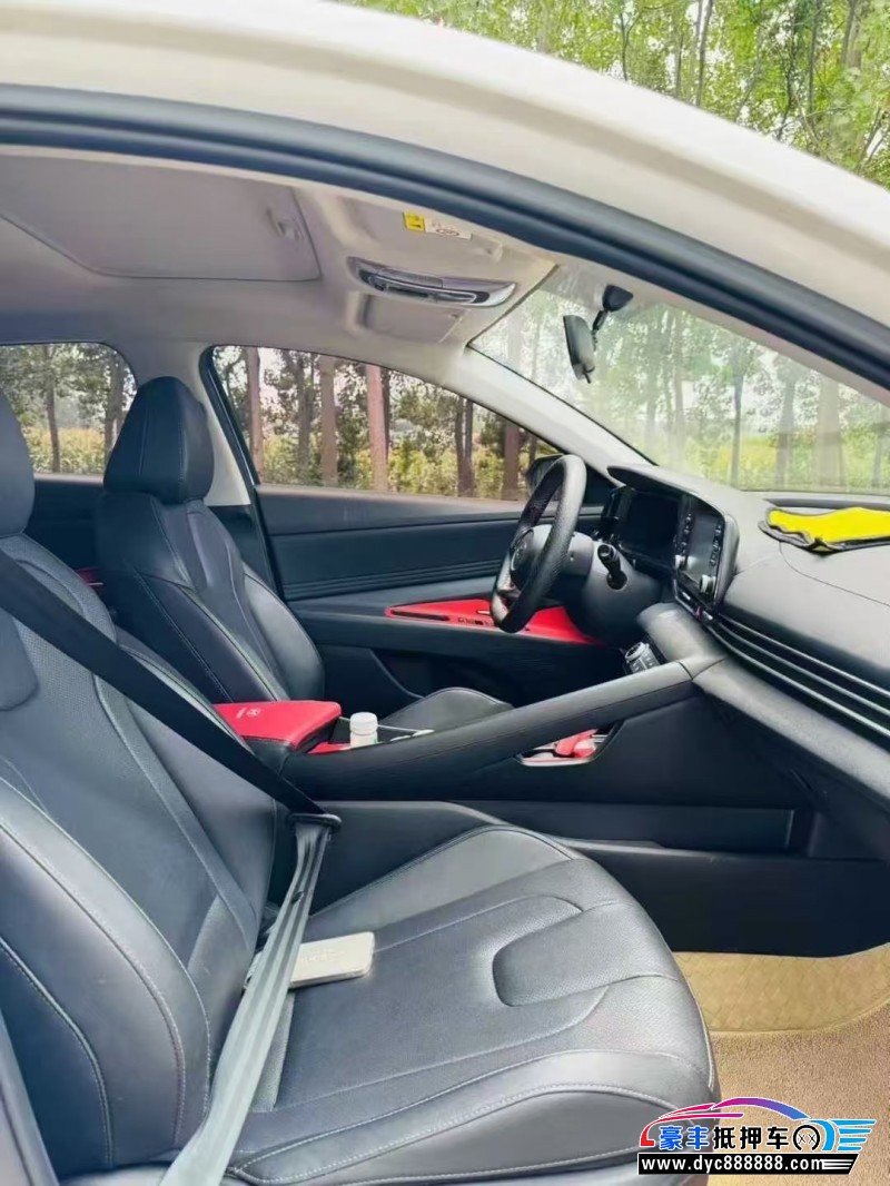 23年现代伊兰特轿车抵押车出售