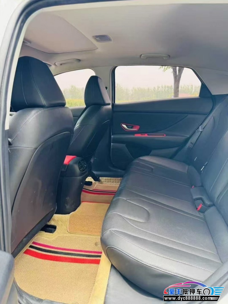 23年现代伊兰特轿车抵押车出售