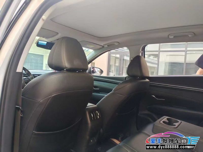 22年现代途胜SUV抵押车出售