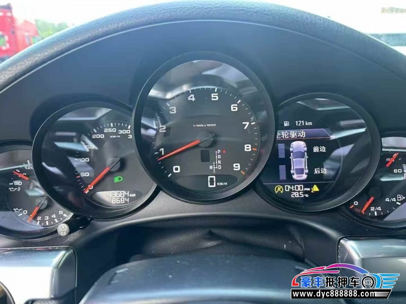 15年保时捷911轿车抵押车出售