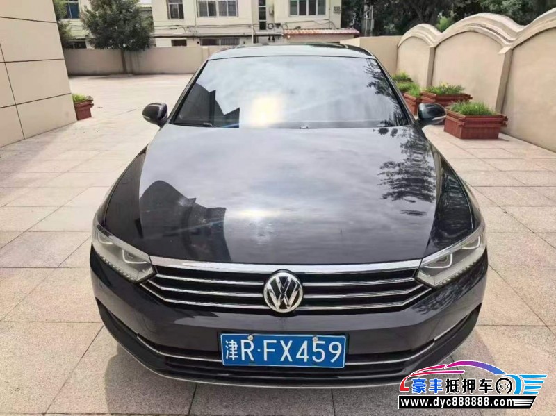 17年大众迈腾轿车抵押车出售