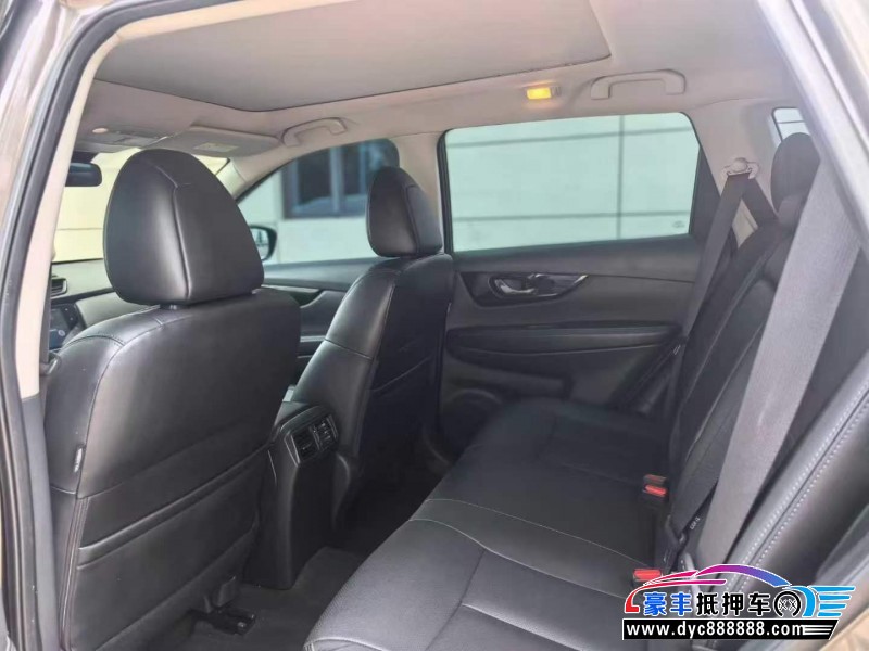 19年日产奇骏轿车抵押车出售