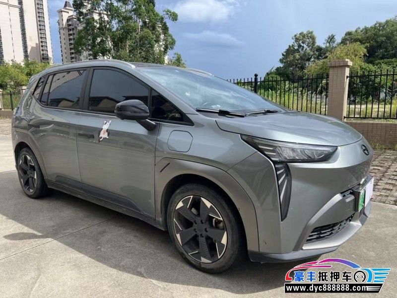 22年埃安Y70轿车抵押车出售