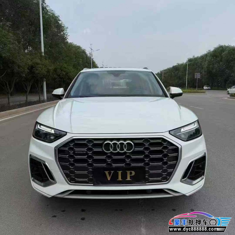 22年奥迪Q5轿车抵押车出售