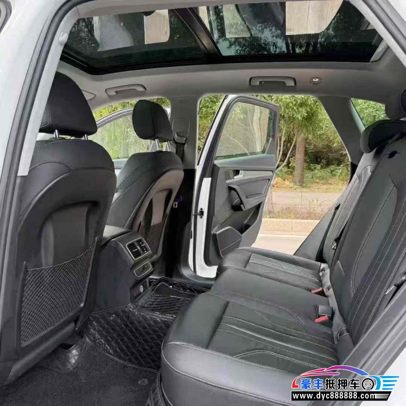 22年奥迪Q5轿车抵押车出售