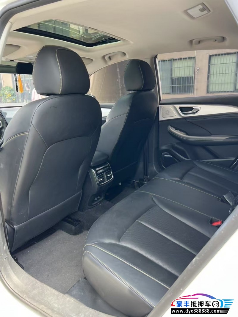 22年荣威i6轿车抵押车出售