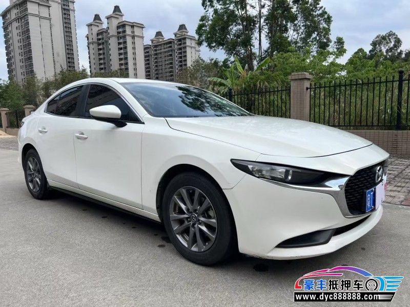 20年马自达昂克赛拉轿车抵押车出售