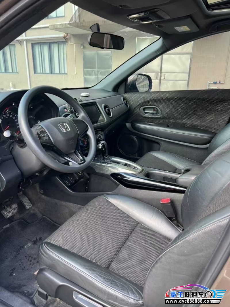 17年本田XRV轿车抵押车出售